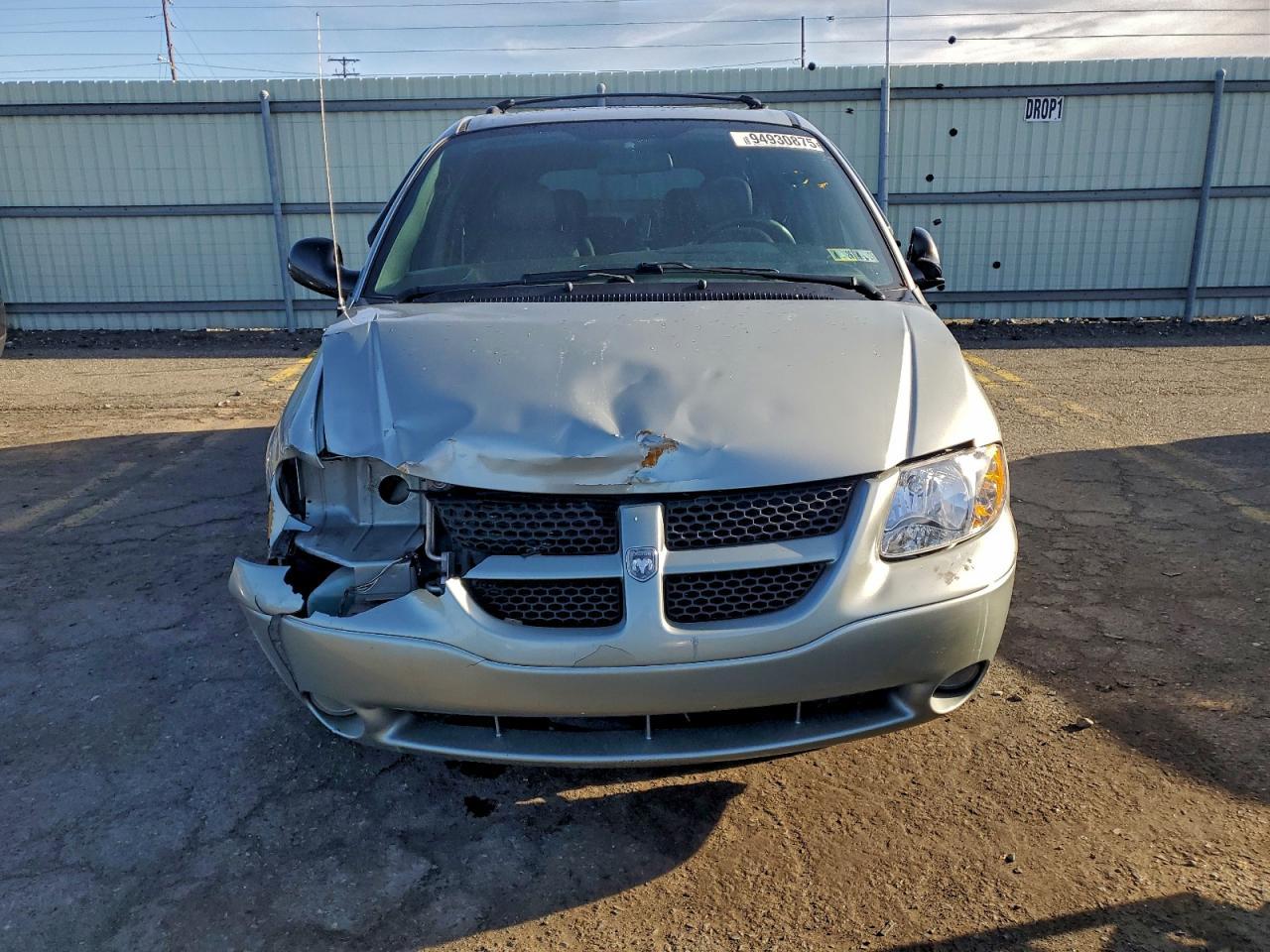 2004 DODGE GRAND CARAVAN