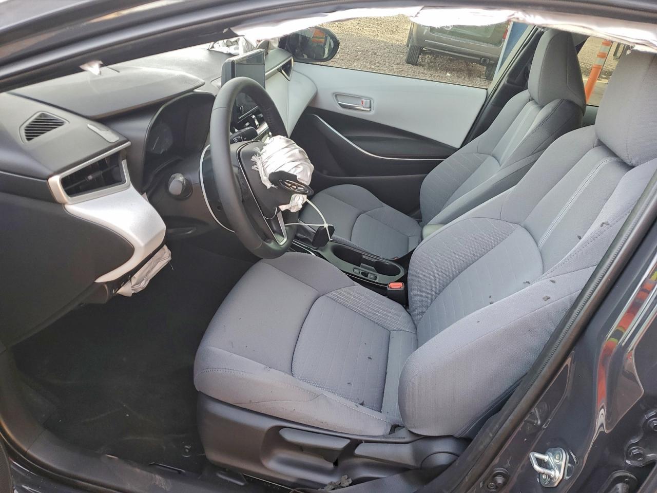 2025 TOYOTA COROLLA