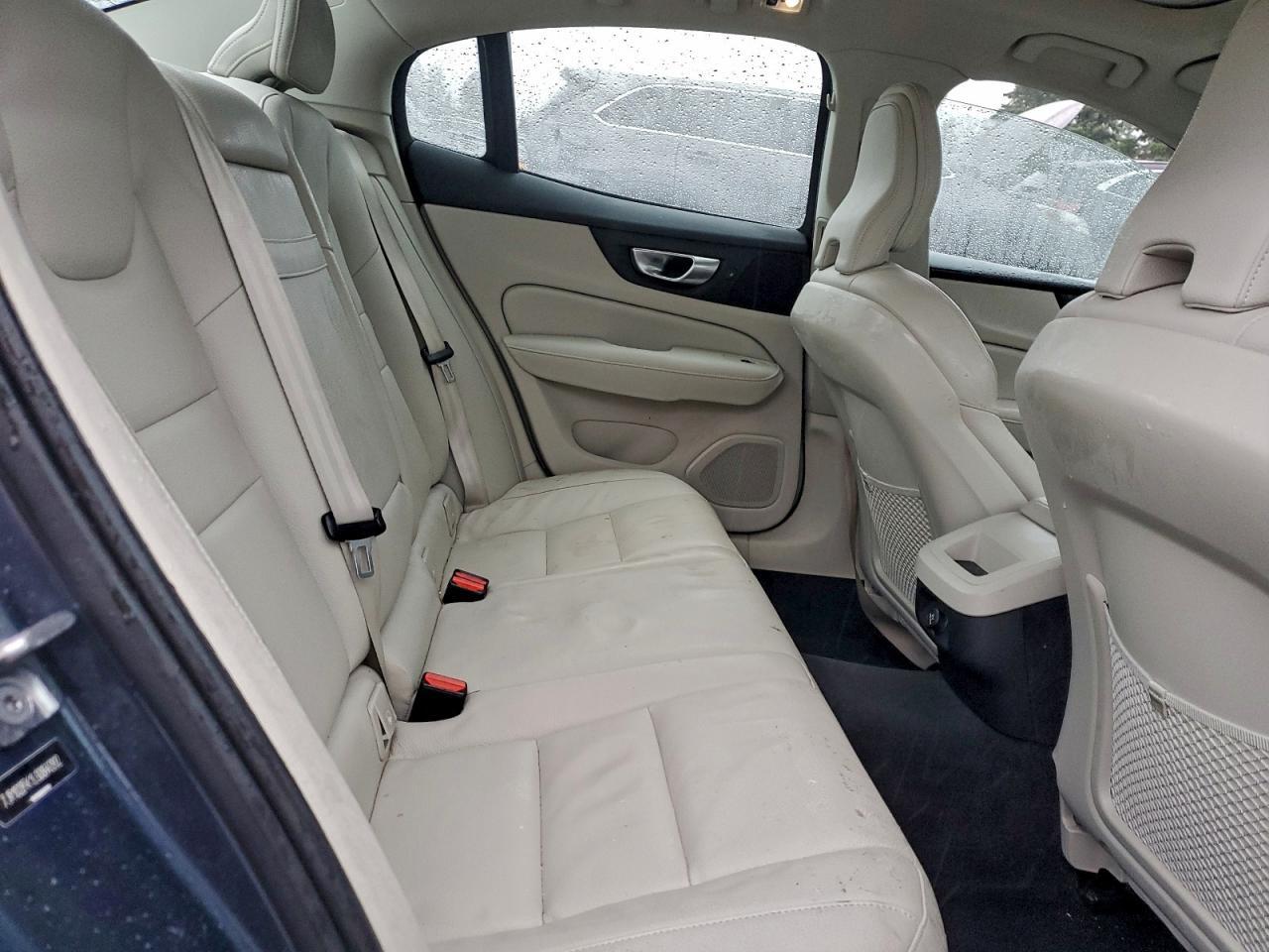 2020 VOLVO S60