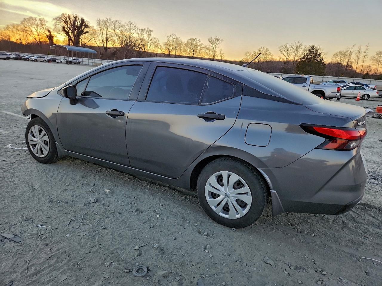 2020 NISSAN VERSA