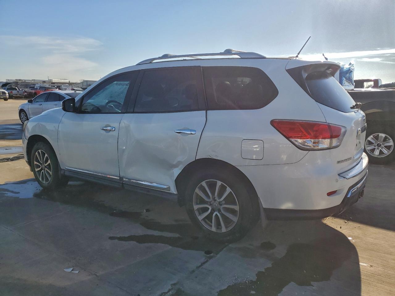 2014 NISSAN PATHFINDER