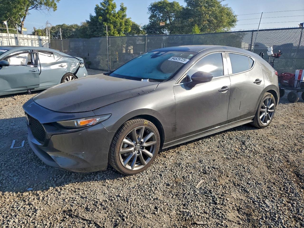 2020 MAZDA 3
