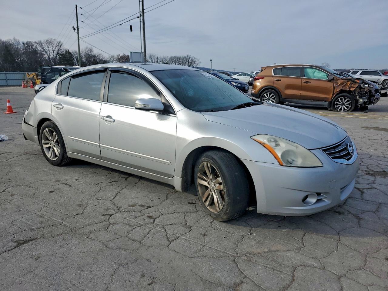 2012 NISSAN ALTIMA