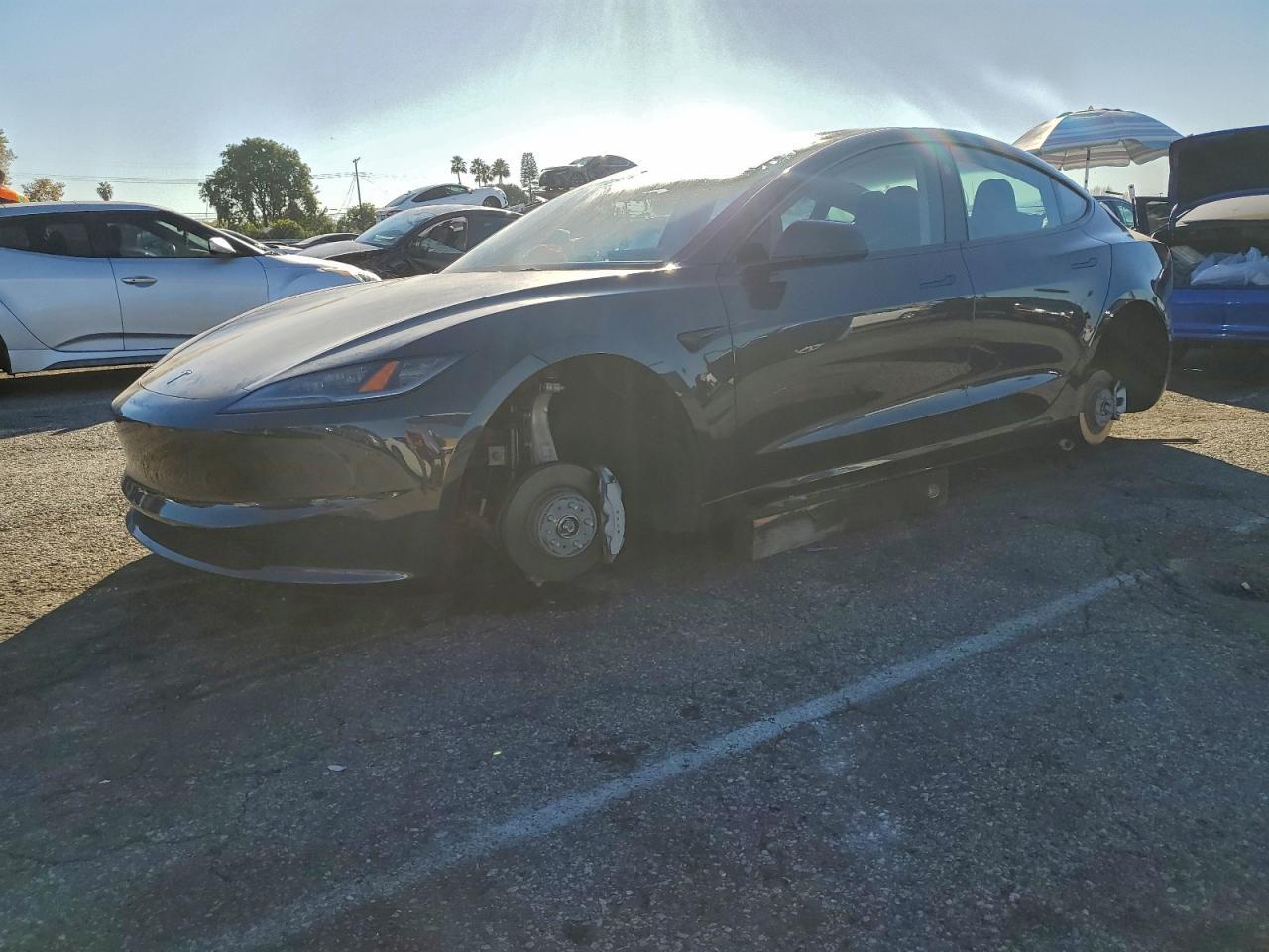 2026 TESLA MODEL 3
