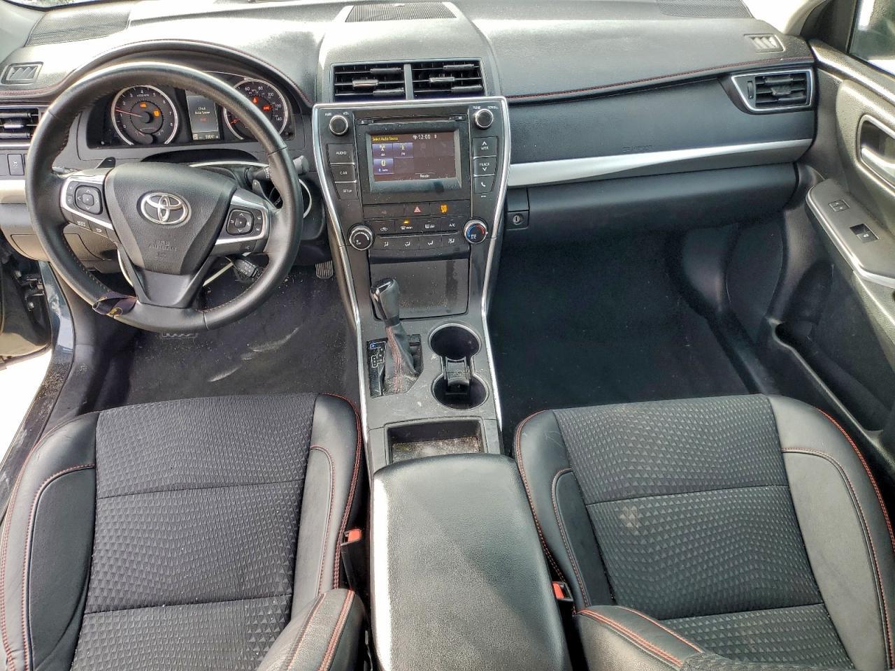 2015 TOYOTA CAMRY