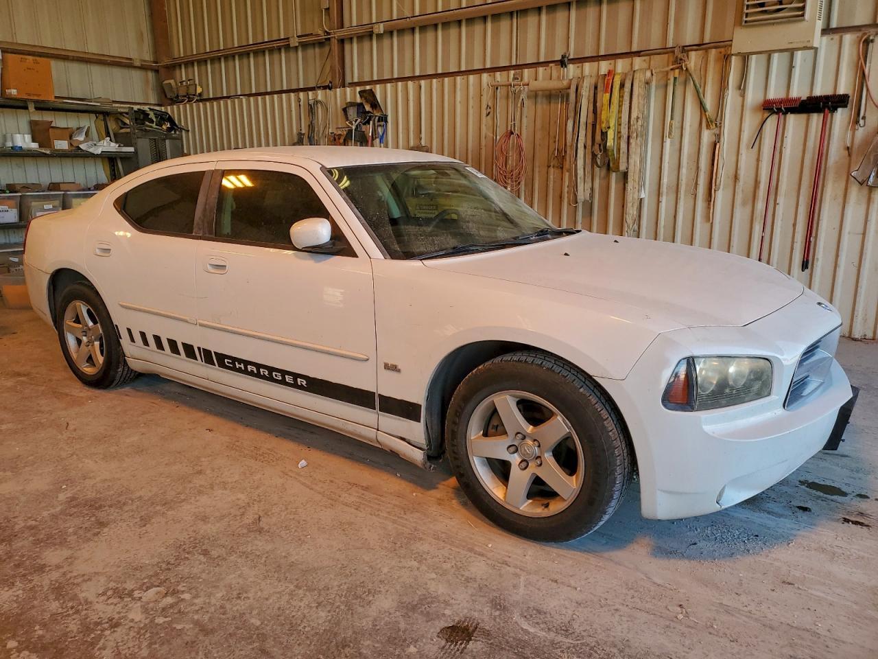 2010 DODGE CHARGER