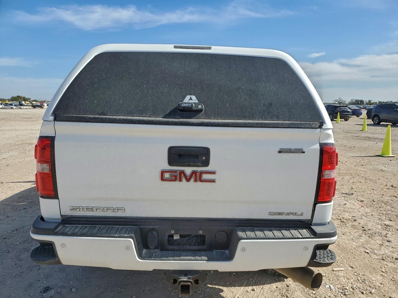 2015 GMC Sierra