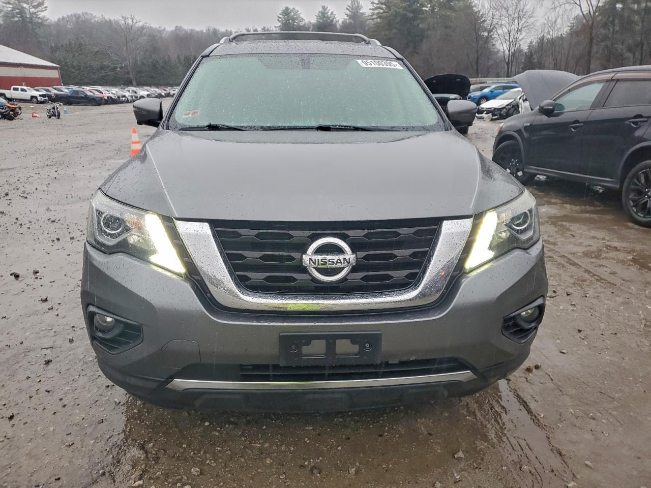 2018 NISSAN PATHFINDER