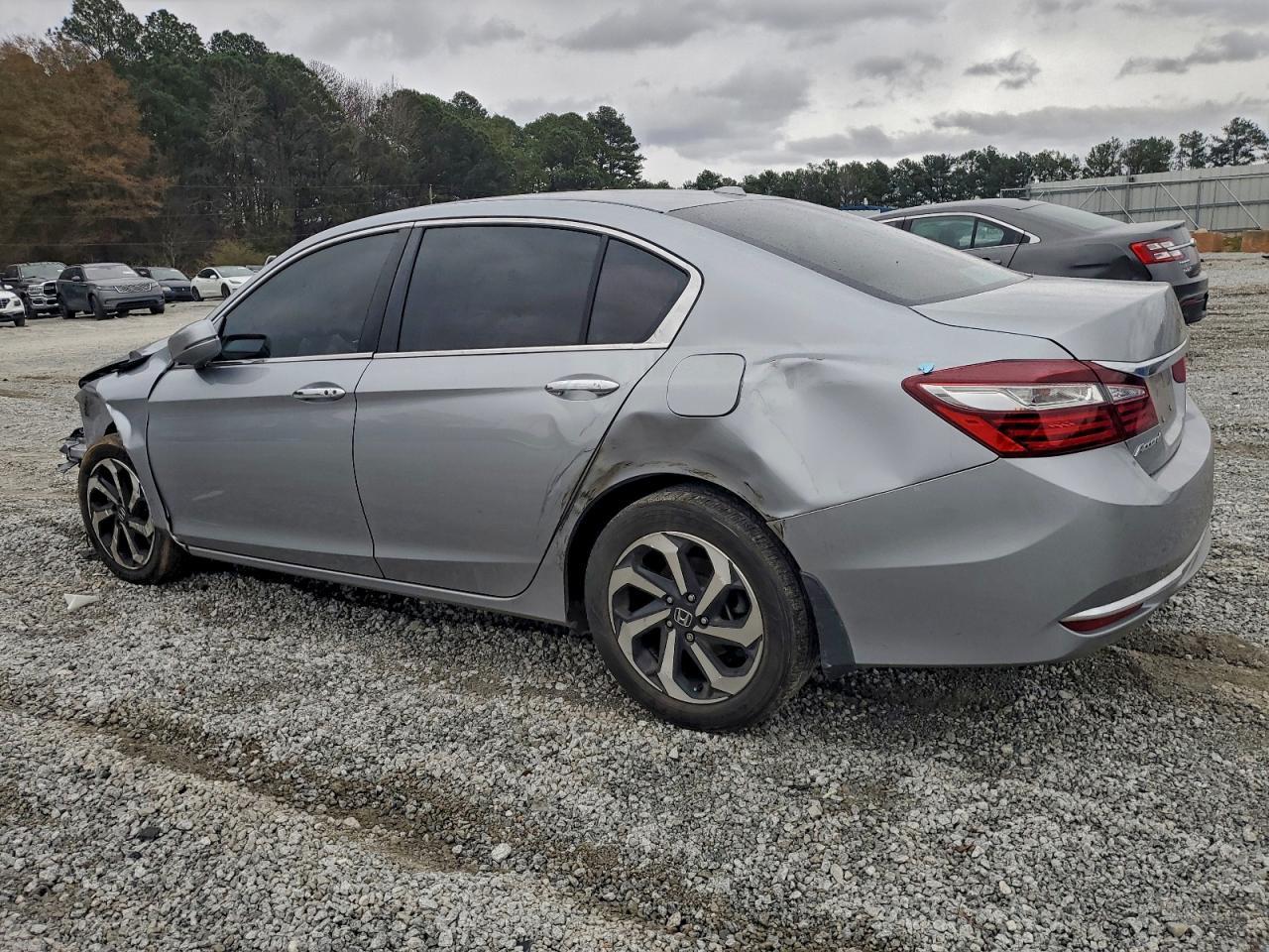 2017 HONDA ACCORD