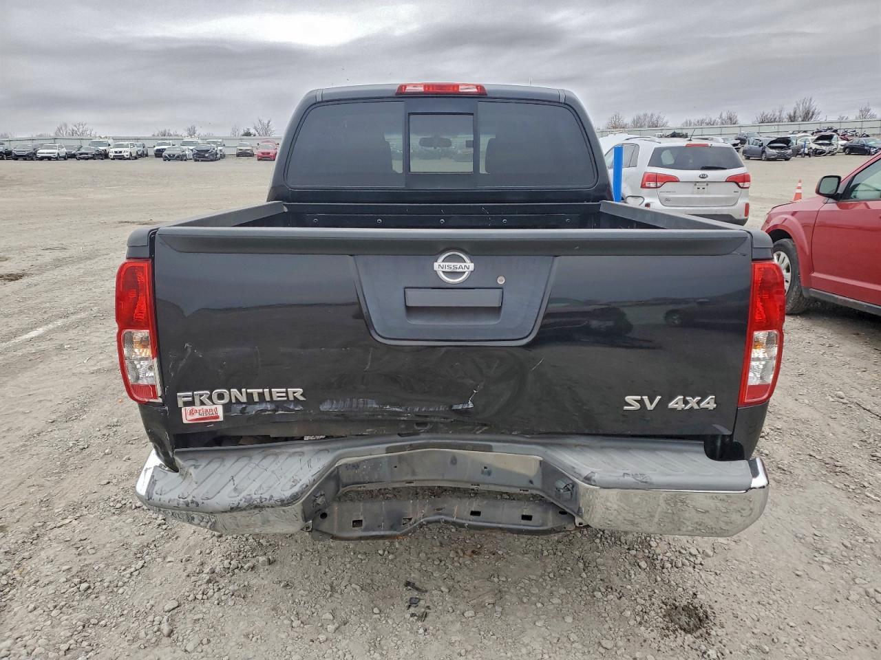 2015 NISSAN Frontier