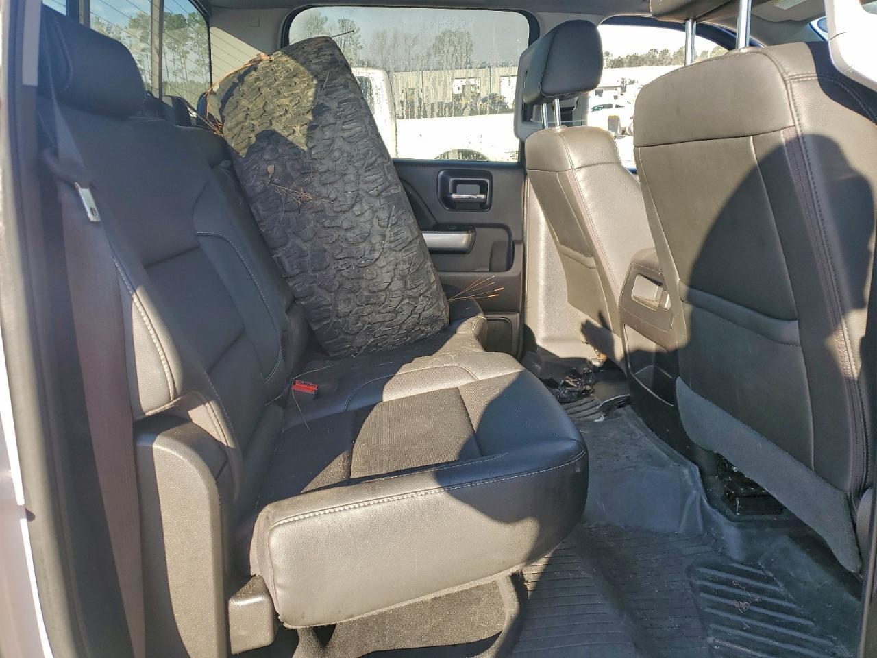 2018 CHEVROLET Silverado
