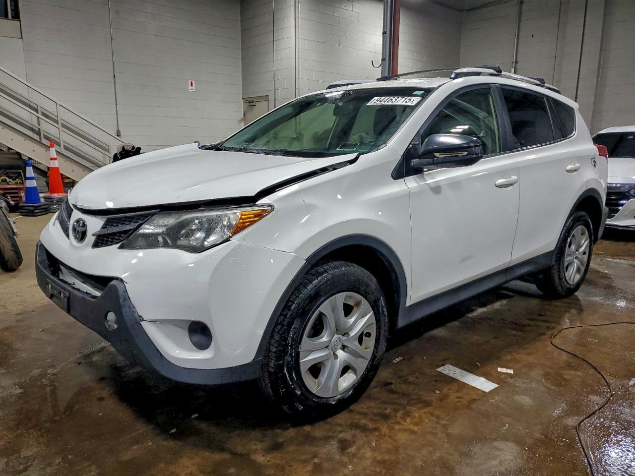2015 TOYOTA RAV4