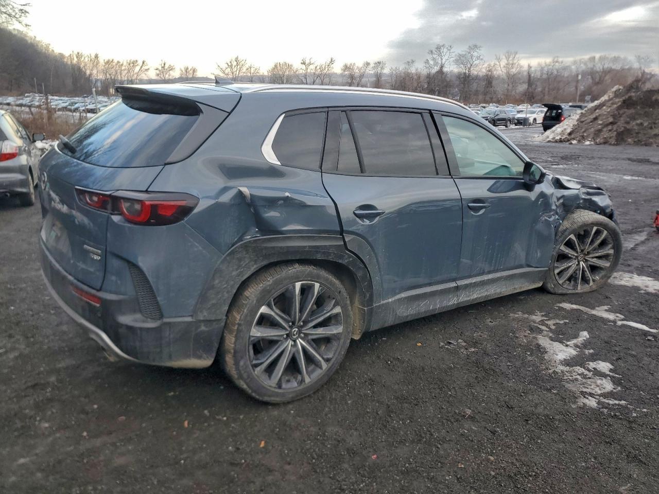 2023 MAZDA CX-50