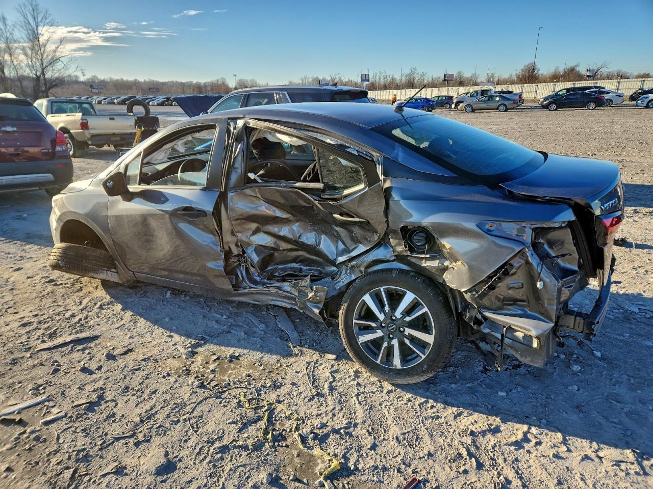 2024 NISSAN VERSA