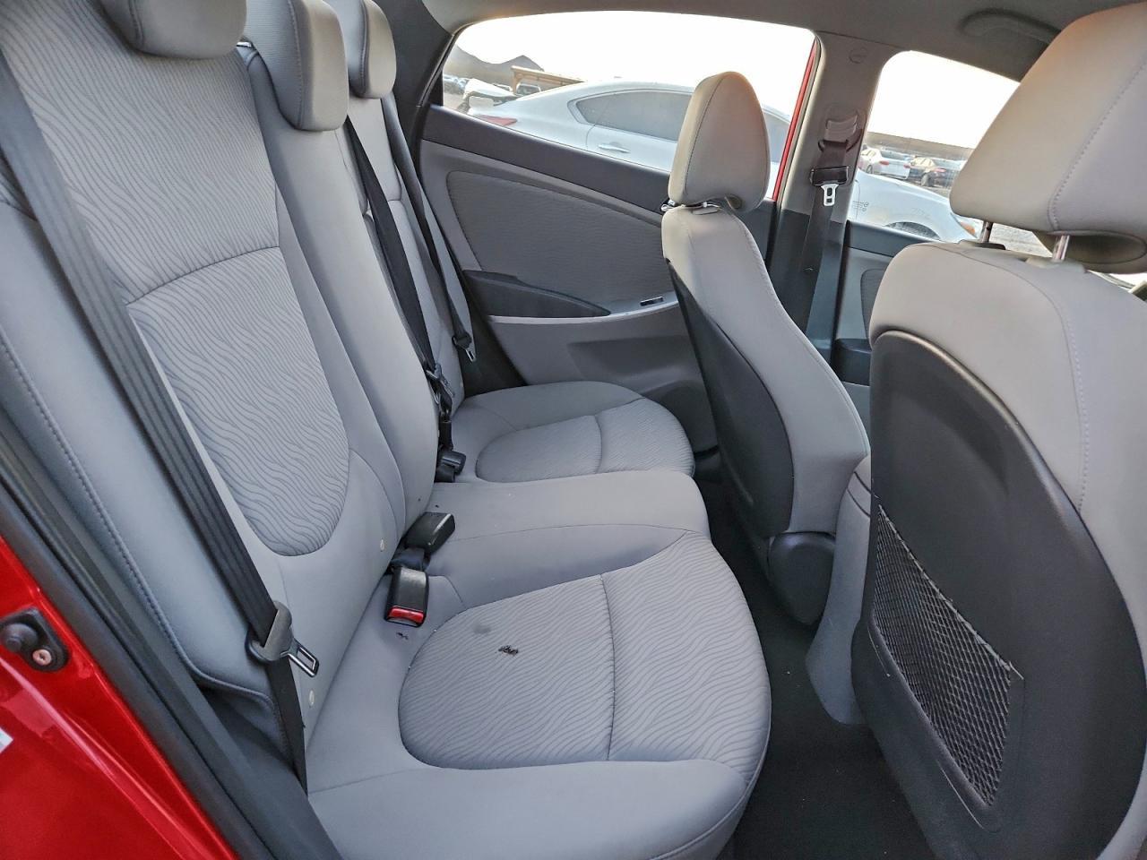 2012 HYUNDAI ACCENT