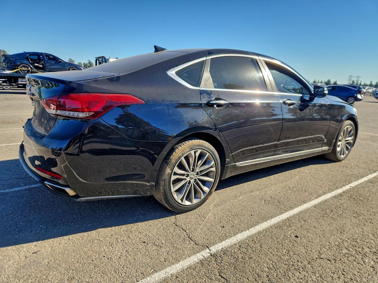 2015 HYUNDAI GENESIS