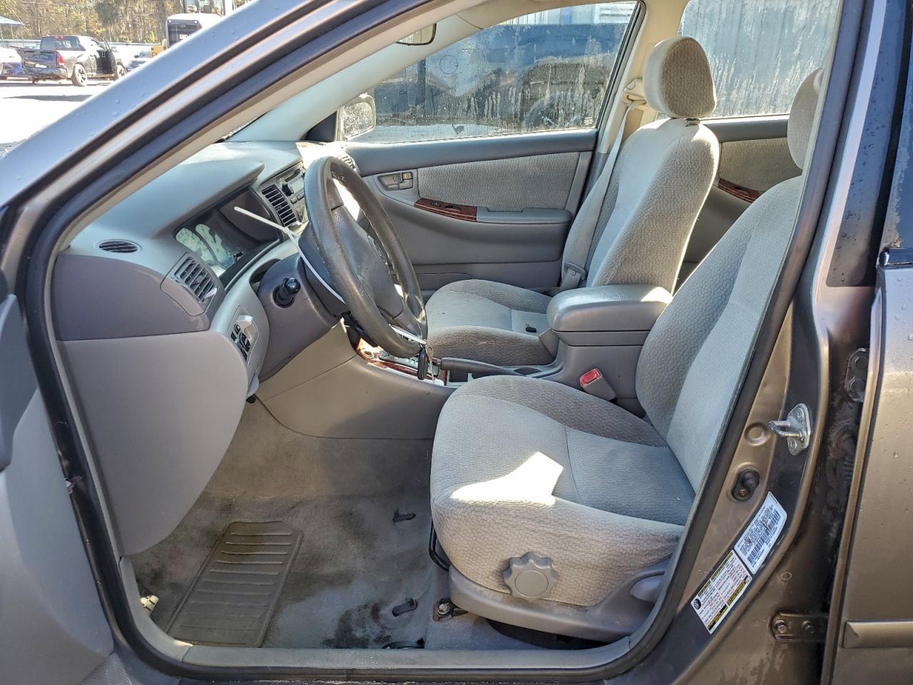 2004 TOYOTA COROLLA
