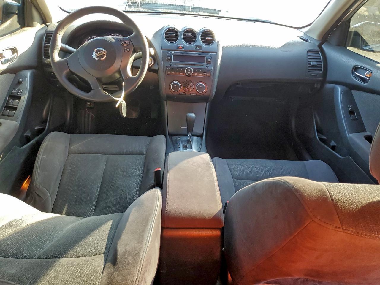 2010 NISSAN ALTIMA
