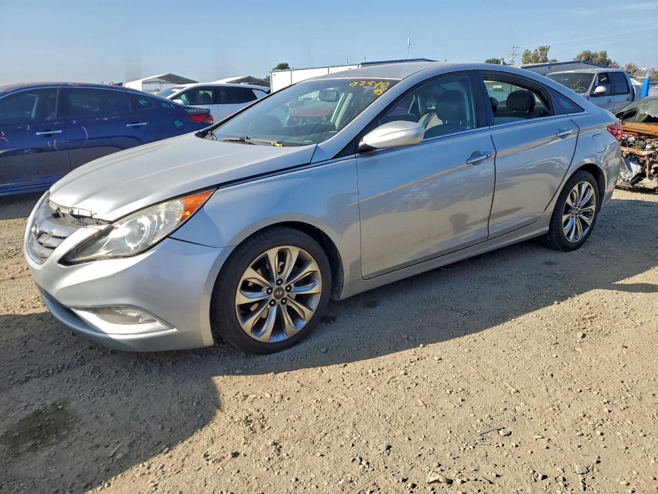 2011 HYUNDAI SONATA