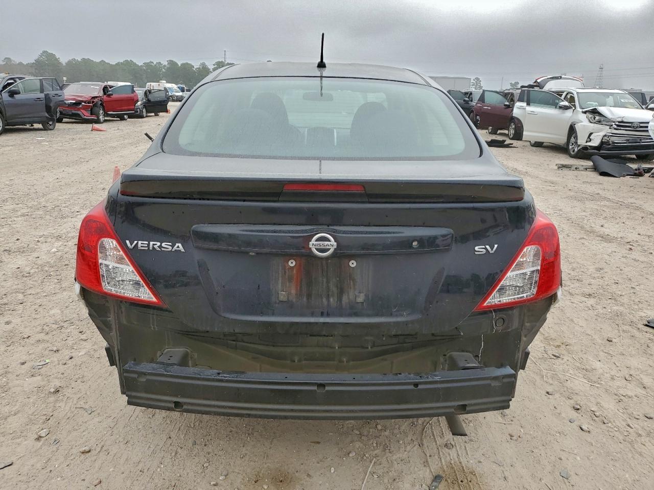 2019 NISSAN VERSA
