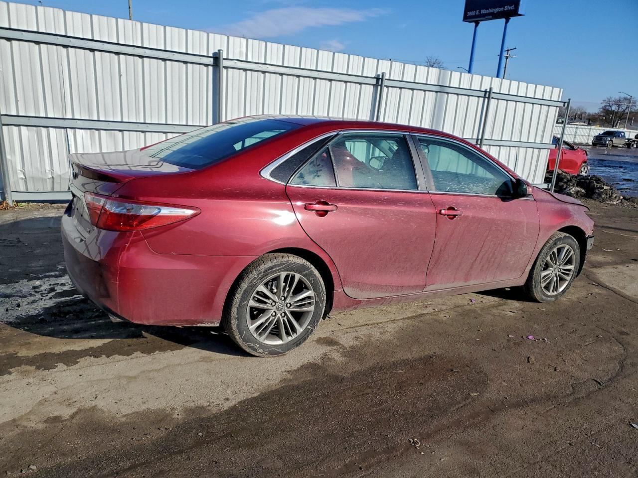 2015 TOYOTA CAMRY