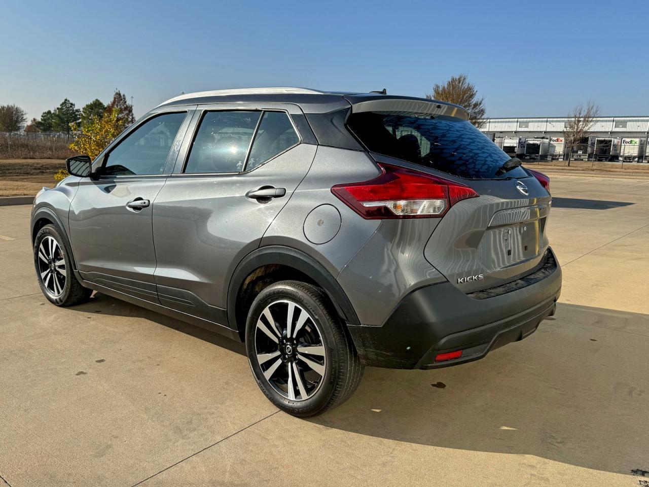 2019 NISSAN KICKS