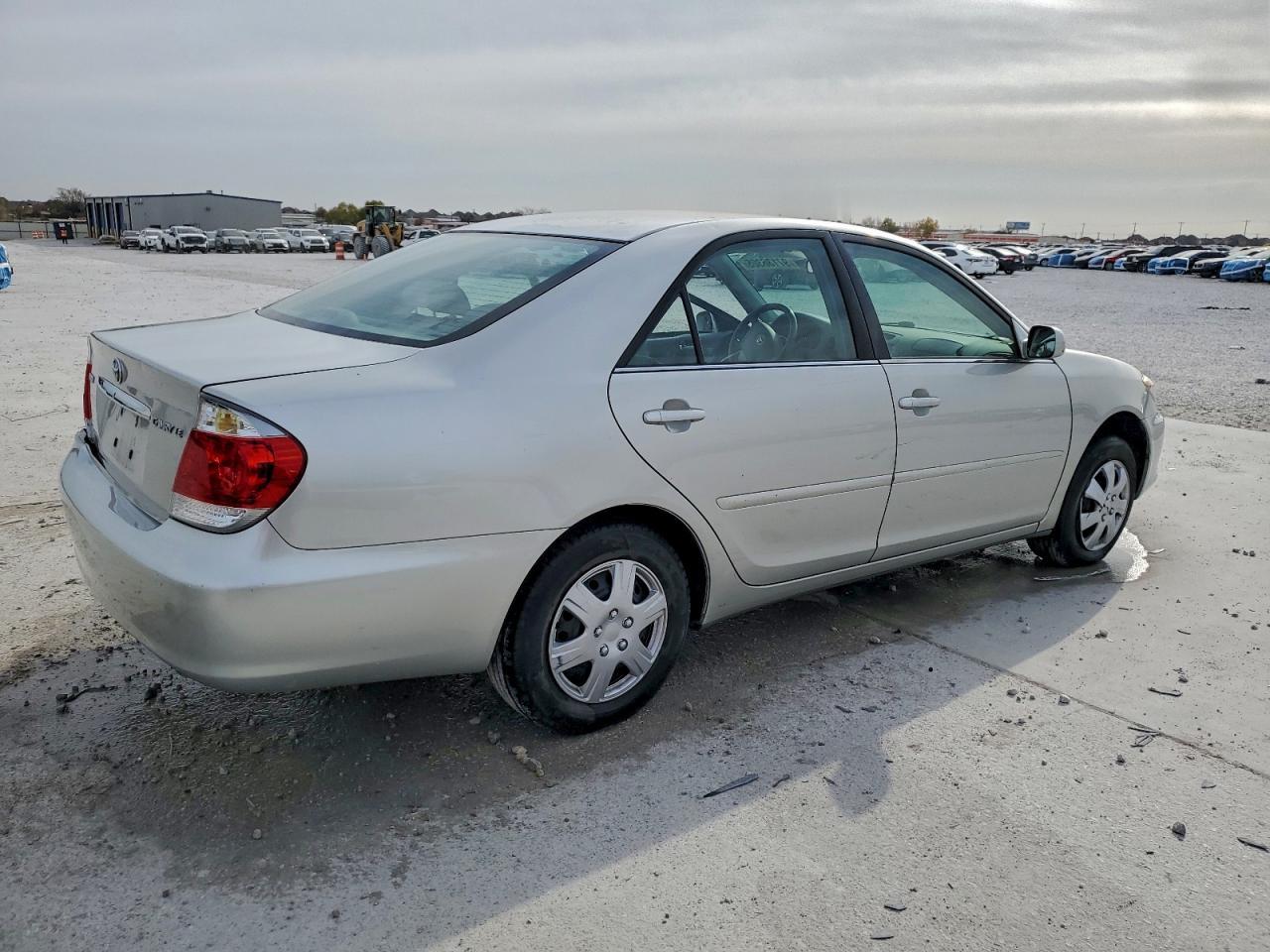 2005 TOYOTA CAMRY