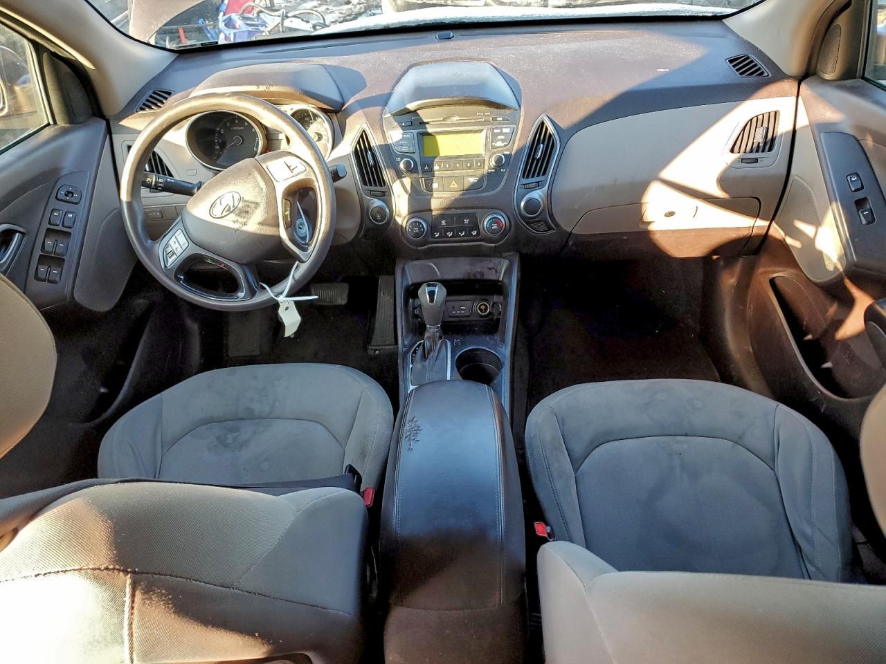 2015 HYUNDAI TUCSON