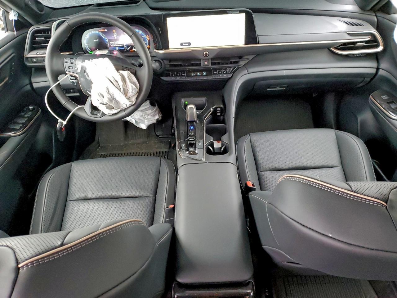2026 TOYOTA Crown