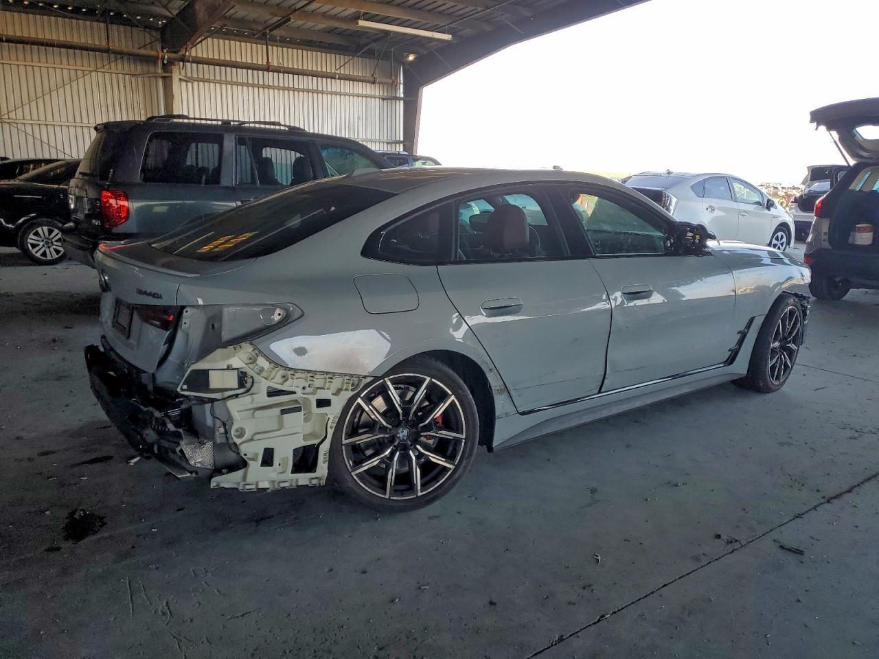 2022 BMW M440i