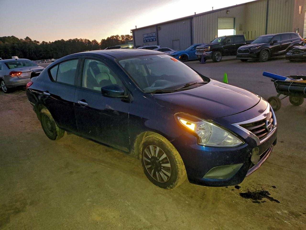 2018 NISSAN VERSA