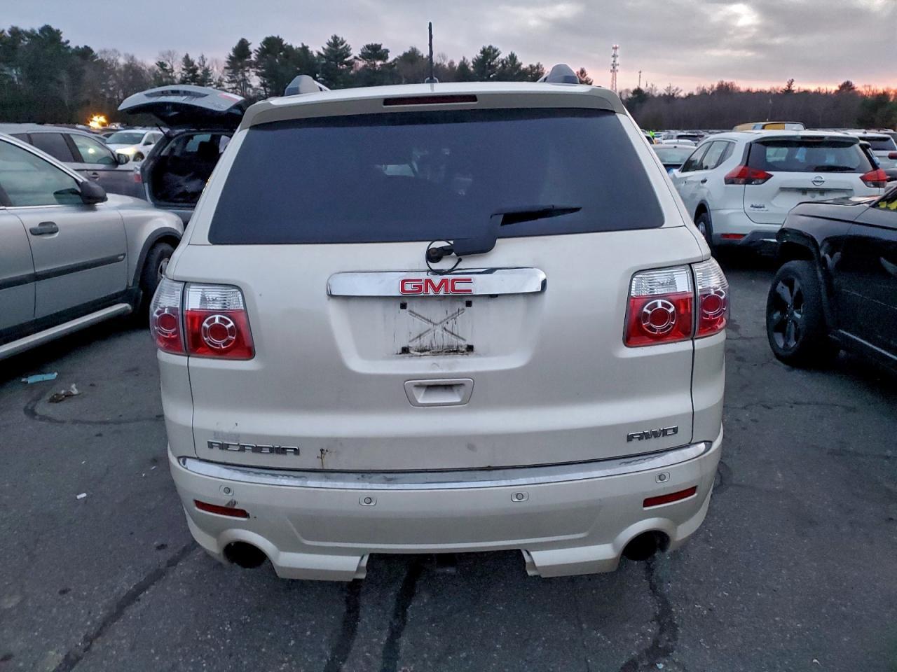 2012 GMC ACADIA