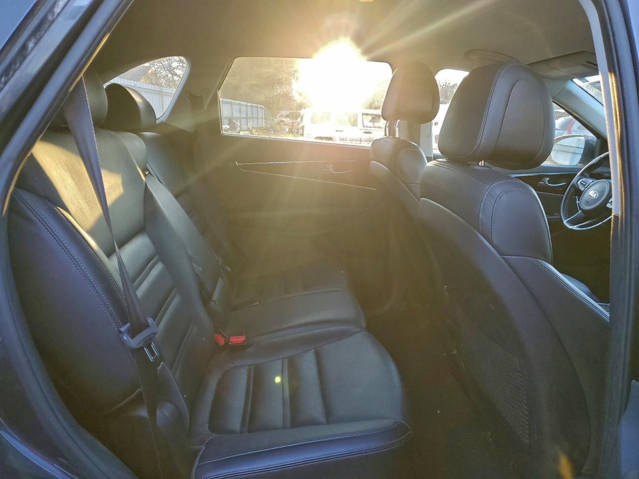2016 KIA SORENTO