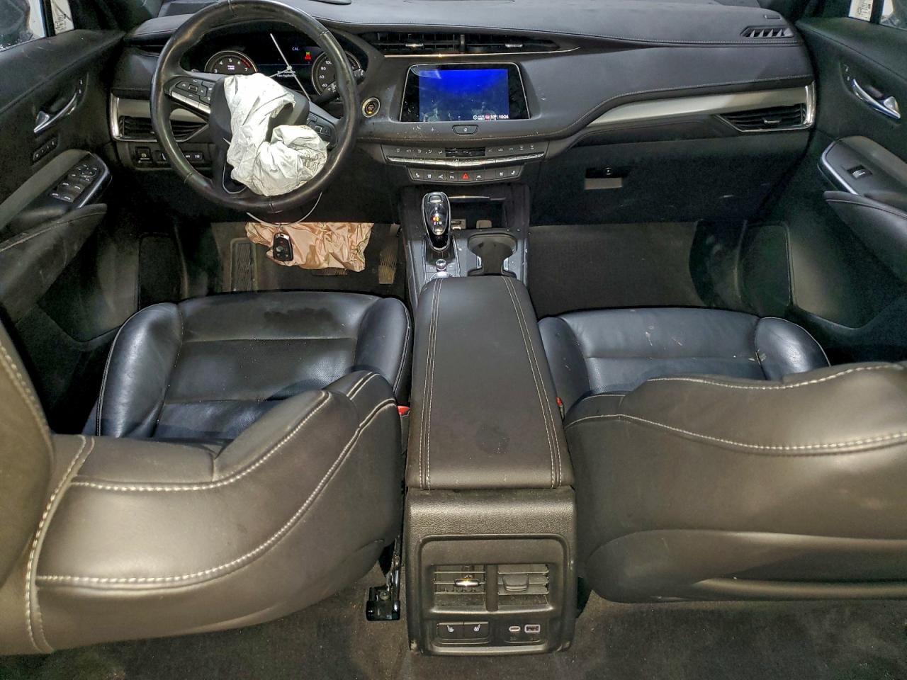 2022 CADILLAC XT4
