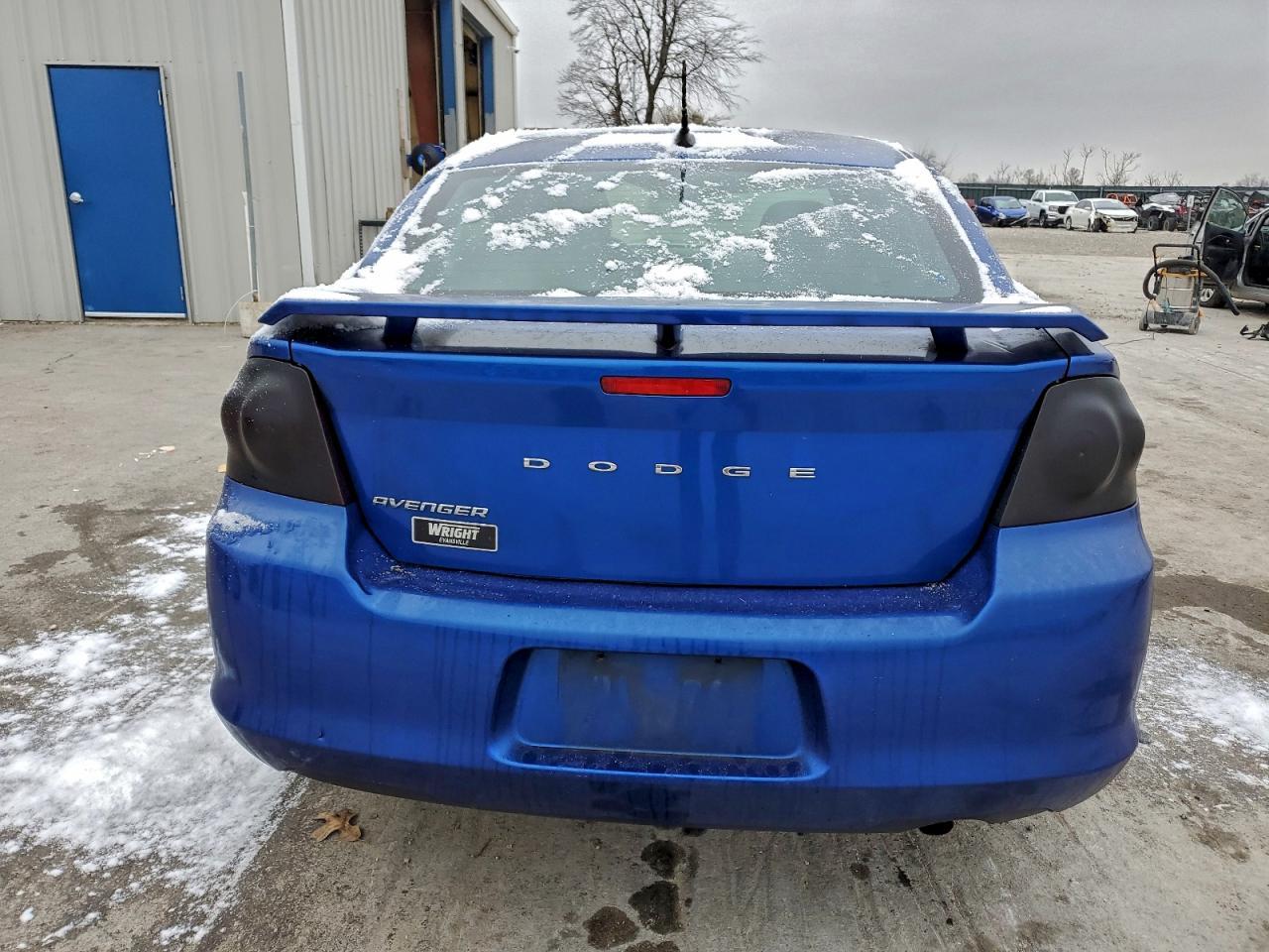 2014 DODGE Avenger