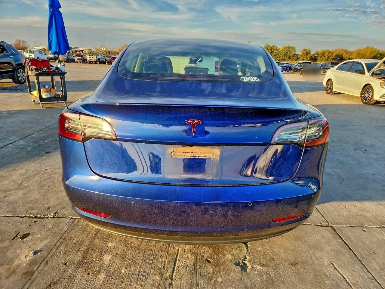 2021 TESLA MODEL 3