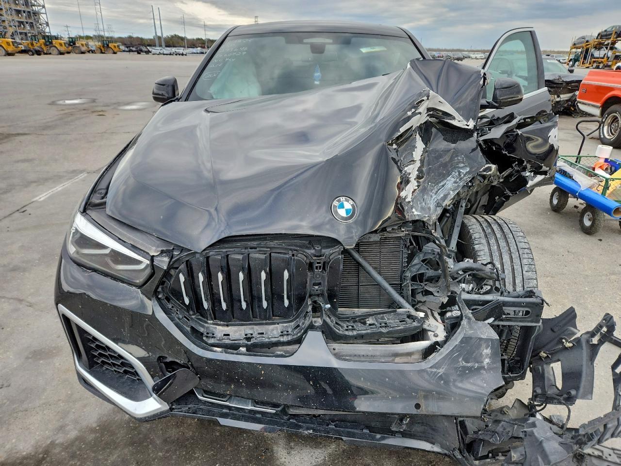 2021 BMW X6