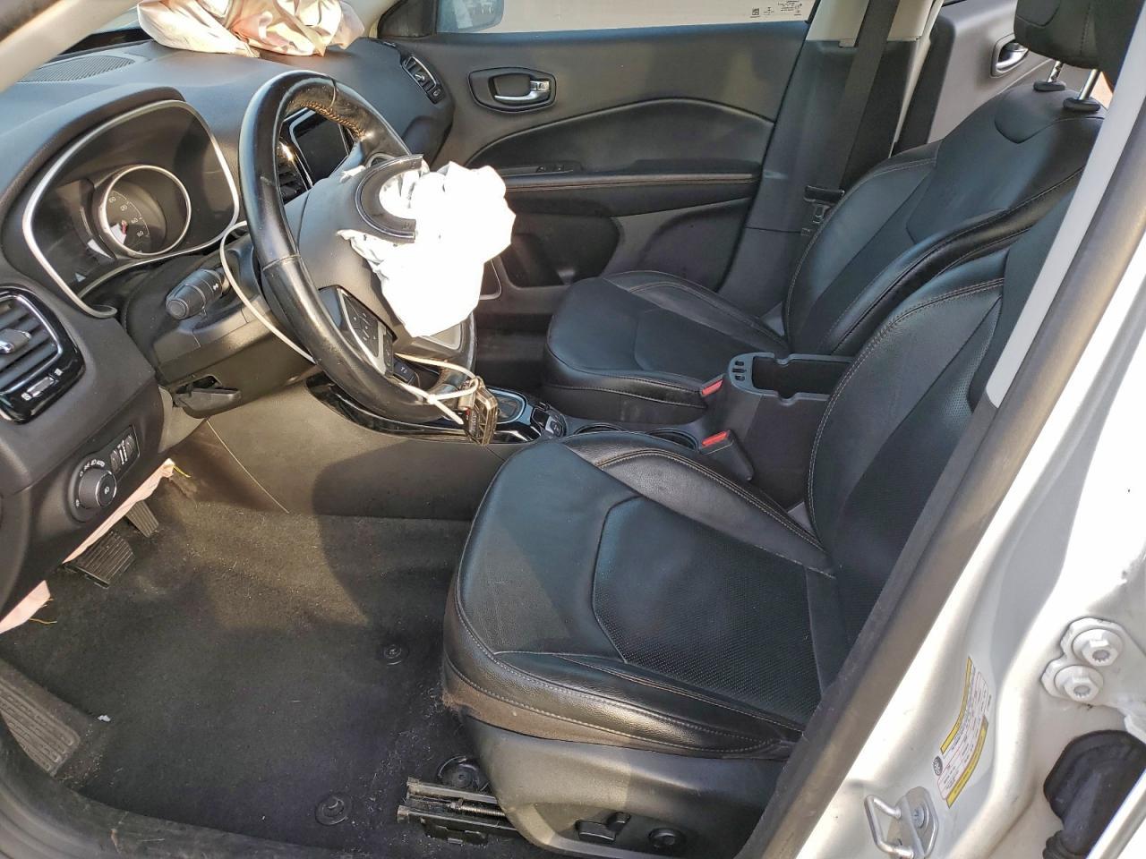 2020 JEEP Compass