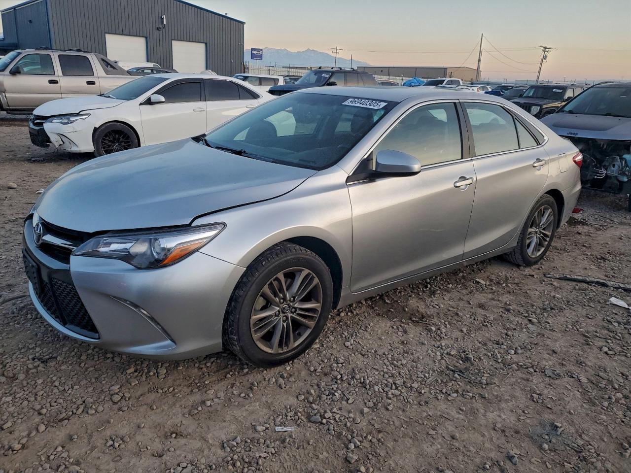 2017 TOYOTA CAMRY