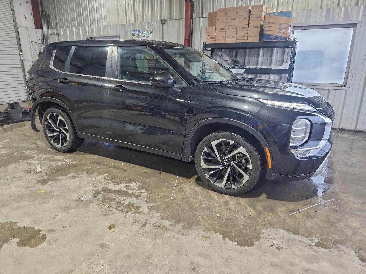 2023 MITSUBISHI outlander