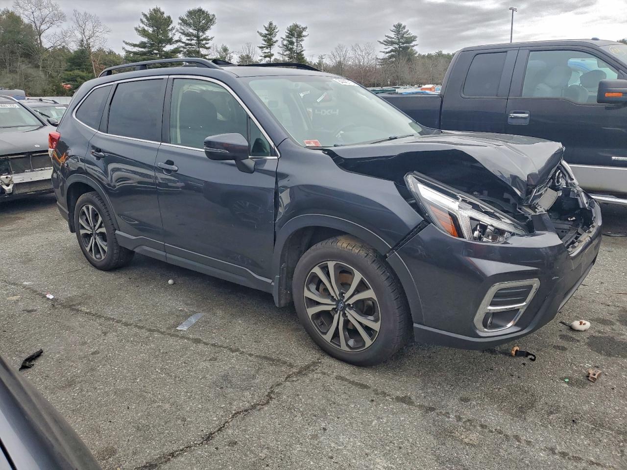 2019 SUBARU FORESTER