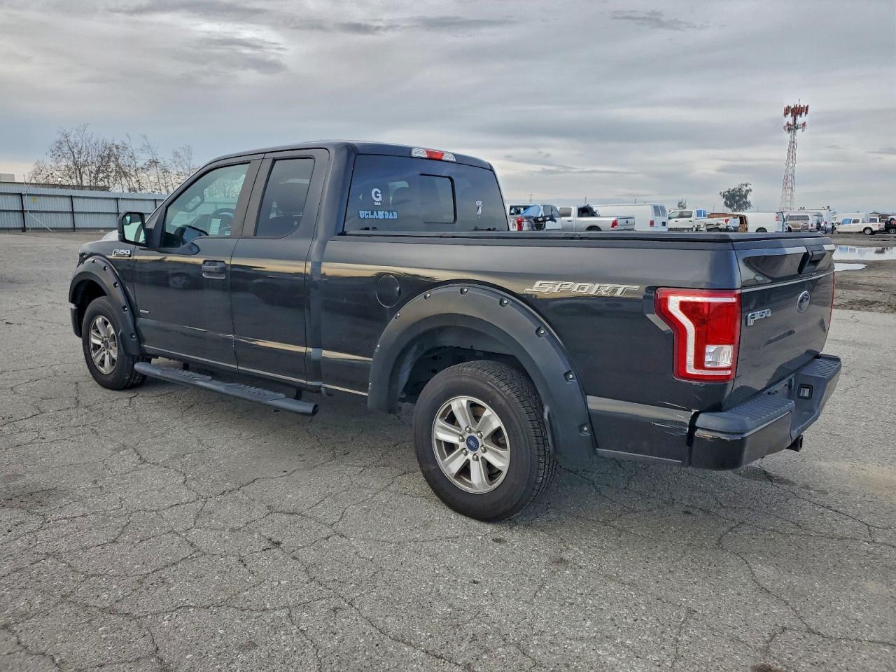 2015 FORD F-150