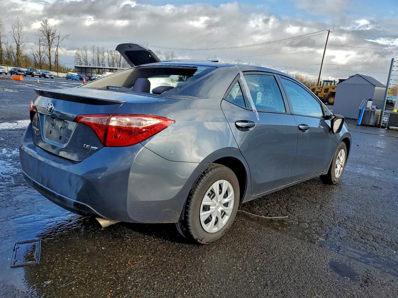 2018 TOYOTA COROLLA