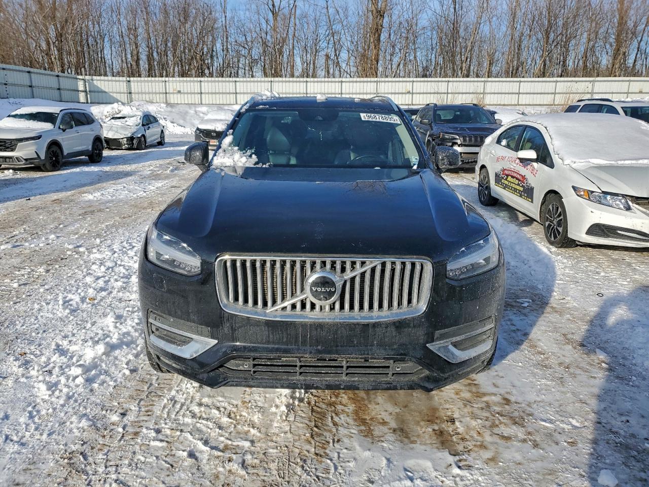 2022 VOLVO XC90