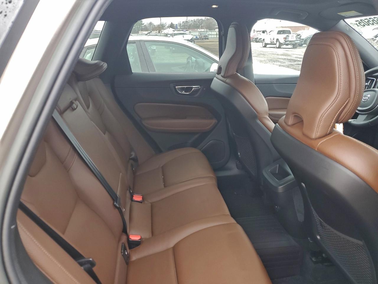 2023 VOLVO XC60