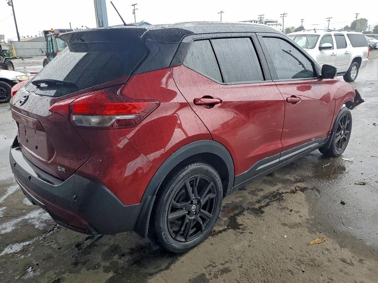 2020 NISSAN KICKS