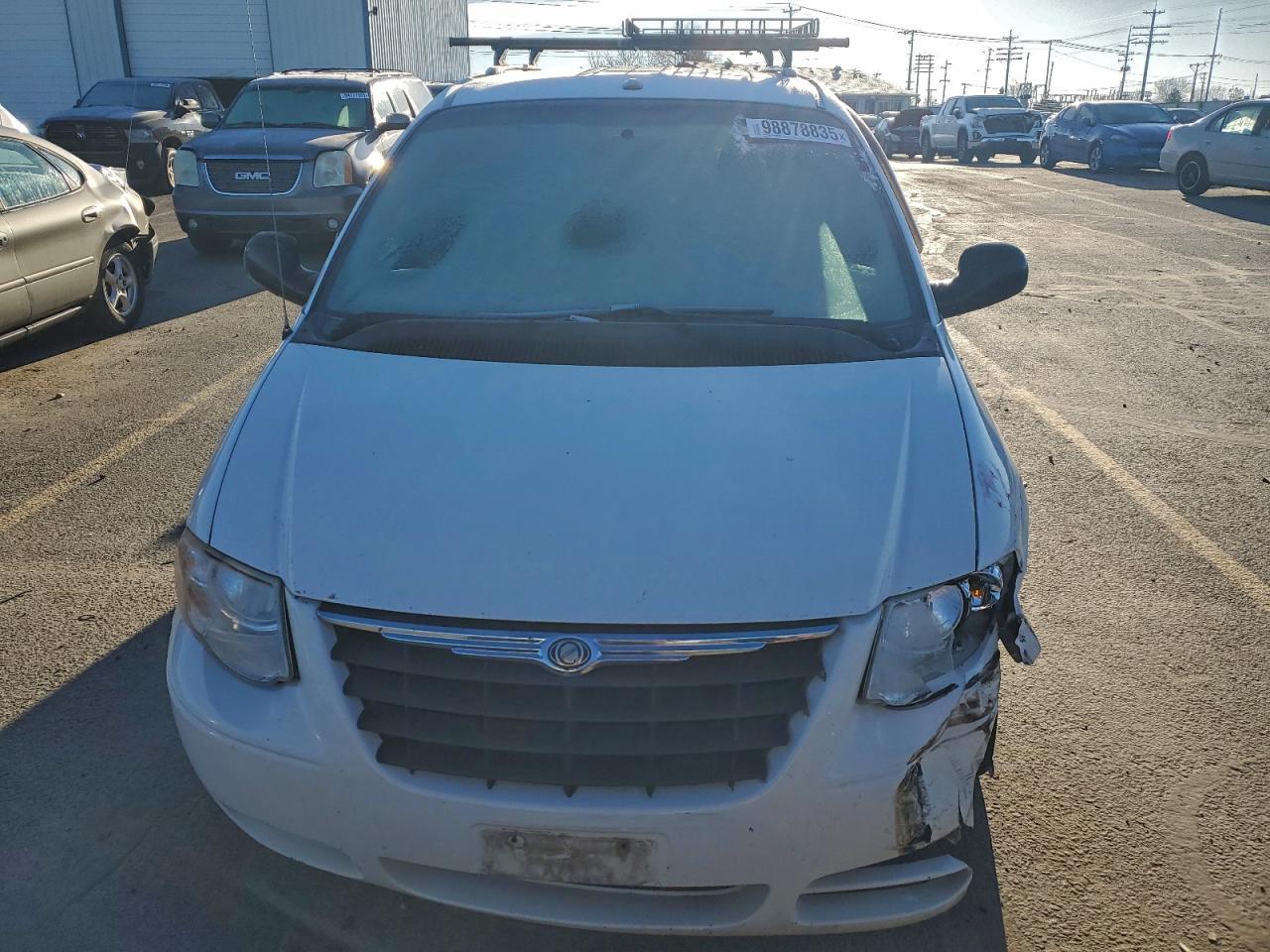2006 CHRYSLER Town & Country