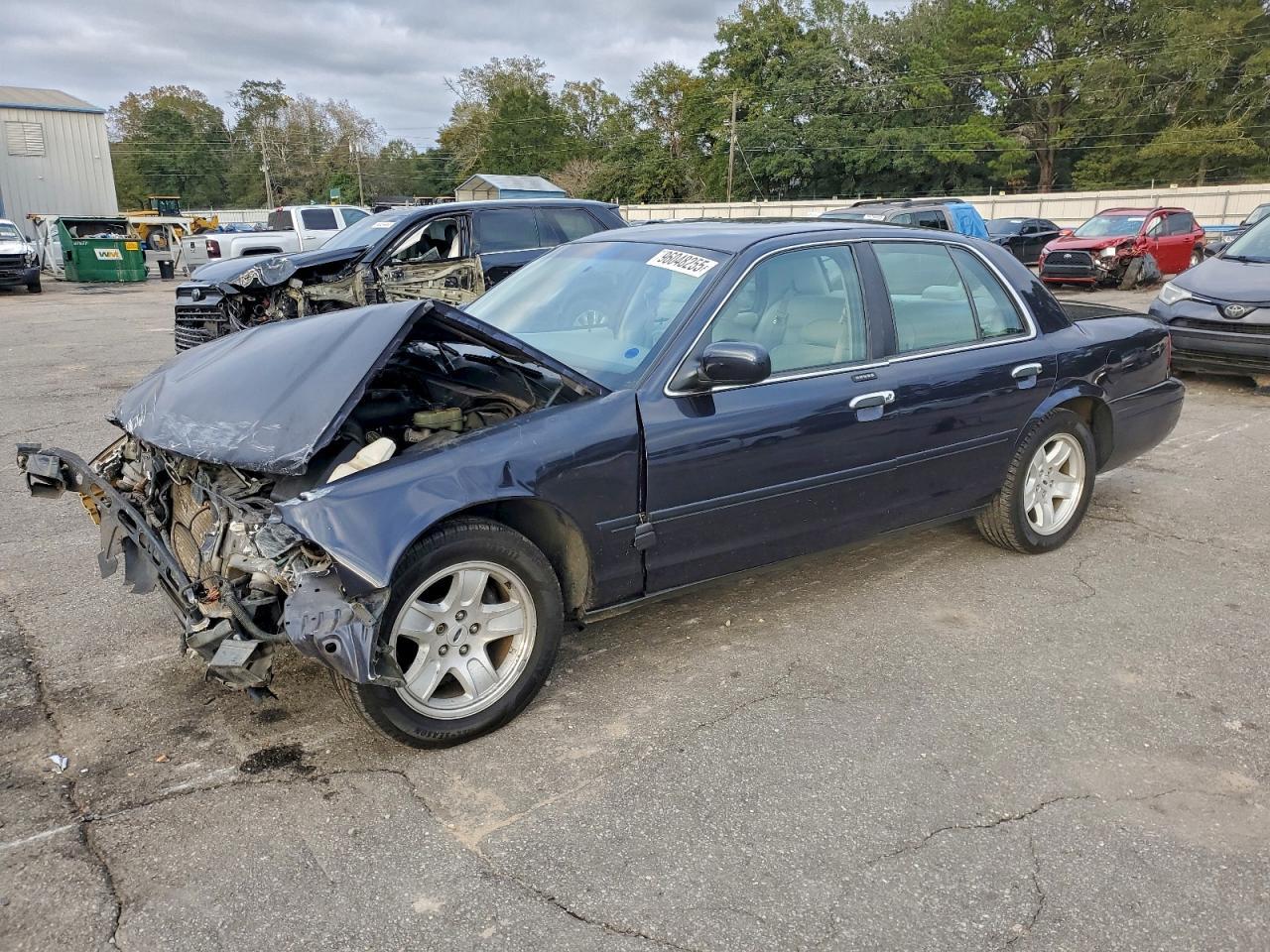 2002 FORD Crown Victoria