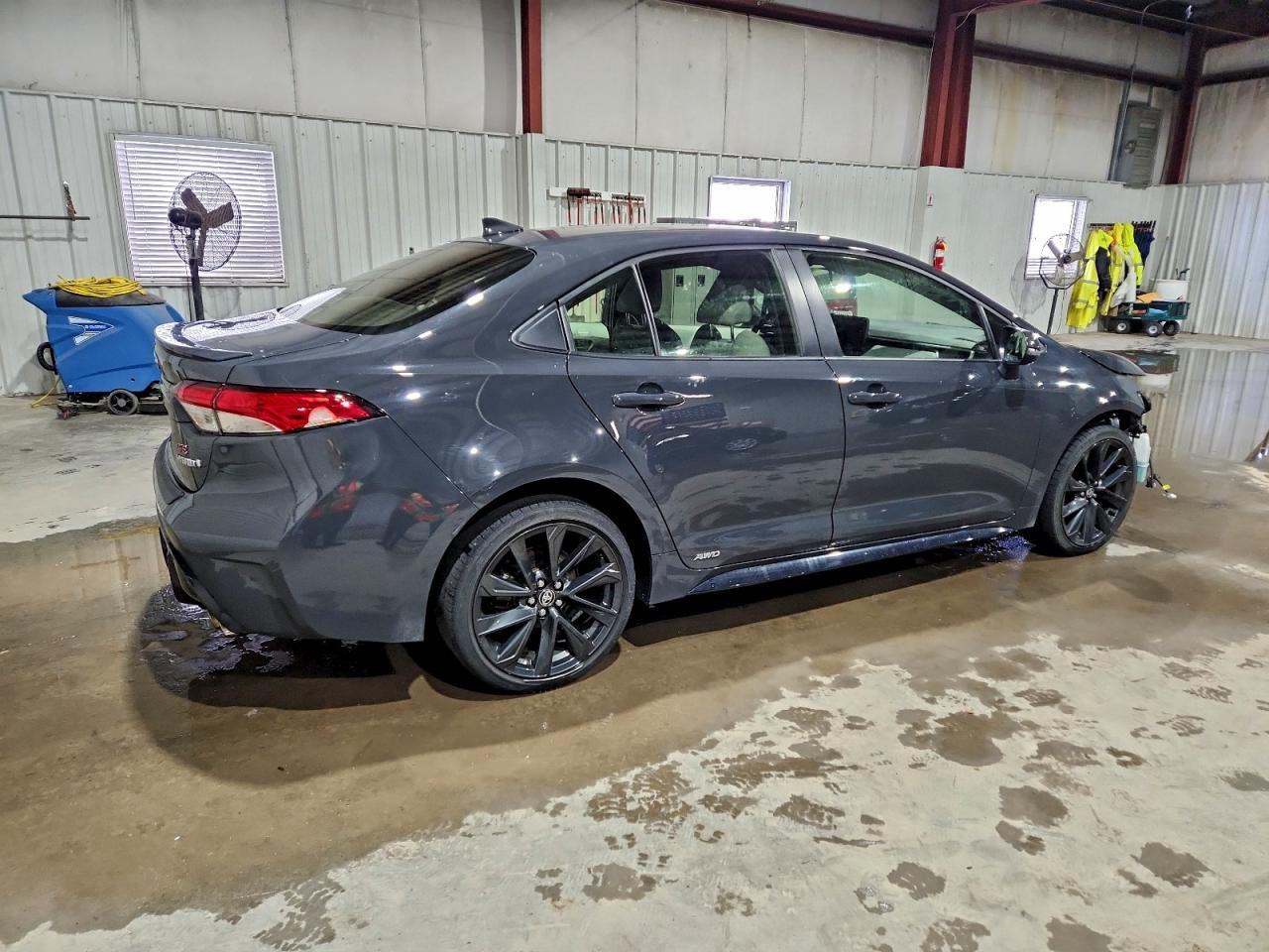 2024 TOYOTA COROLLA