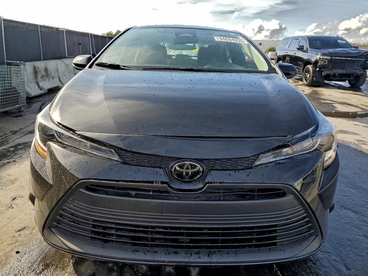 2025 TOYOTA COROLLA
